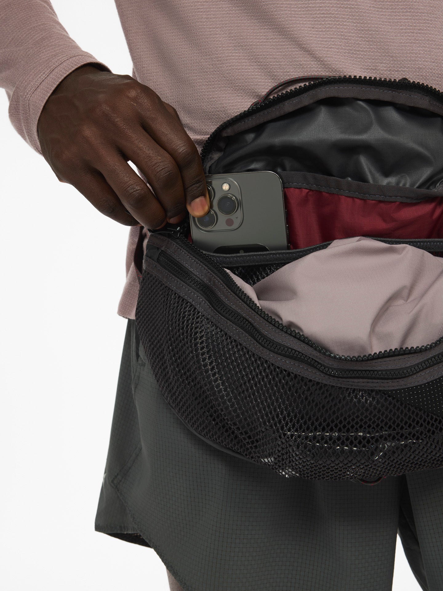 新品 KLATTERMUSEN Eldrimner Lumbarpack 黒 KLATTERMUSEN [クレッタルムーセン] Eldrimner Lumbarpack 5L [10054