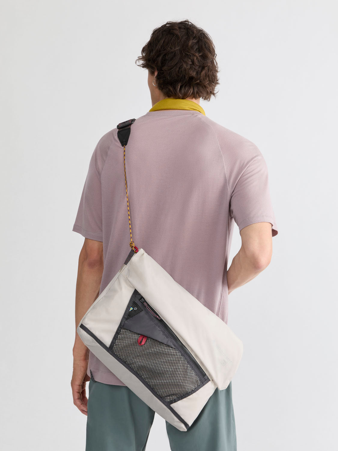 枕*様 klattermusen Gaut Messenger Bag メッセン Grid Messenger Bag – Klättermusen Japan