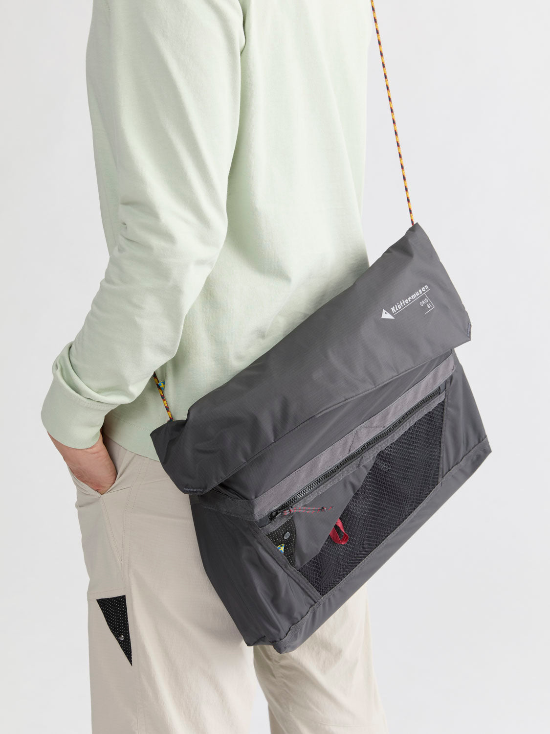 Grid Messenger Bag – Klättermusen Japan
