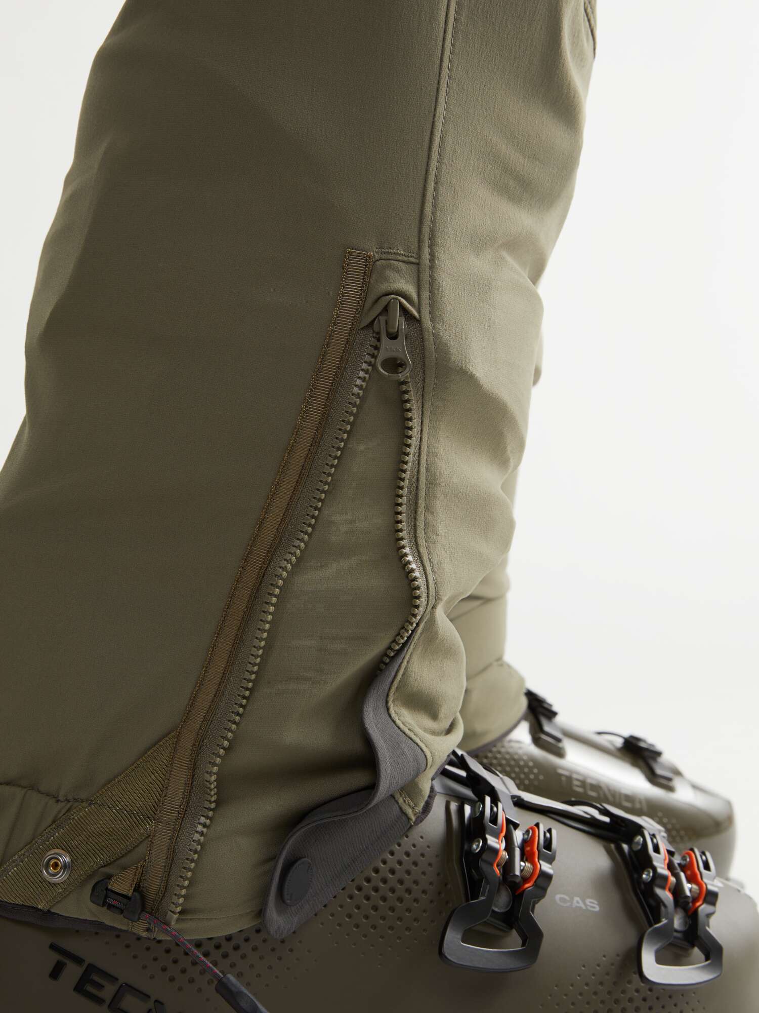 Böltor Pants M's – Klättermusen Japan