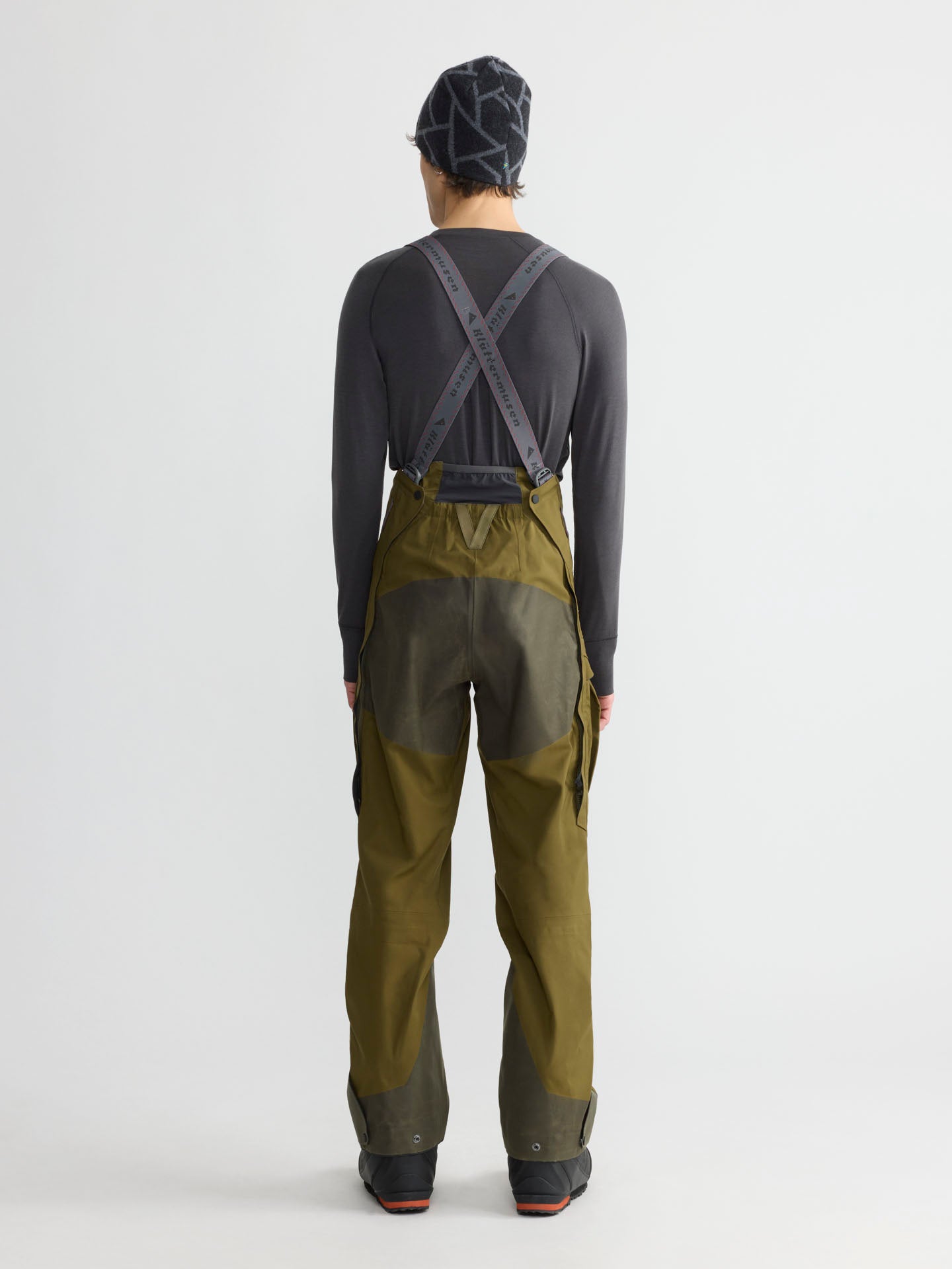 15593M12_670_012_small_4e47acd