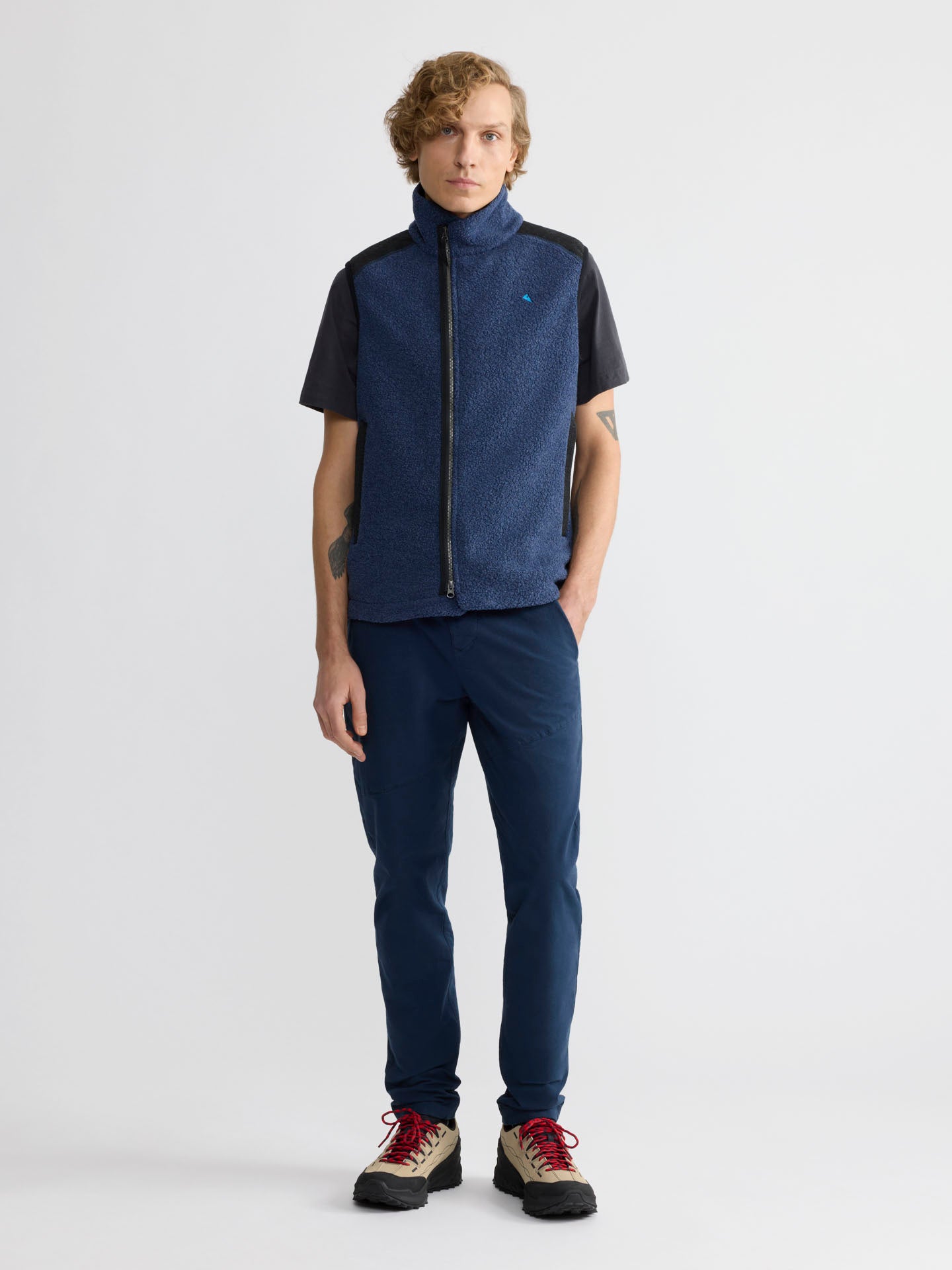 Skoll Vest Raven Lサイズ クレッタルムーセン Syn LS Shirt M's – Klättermusen Japan