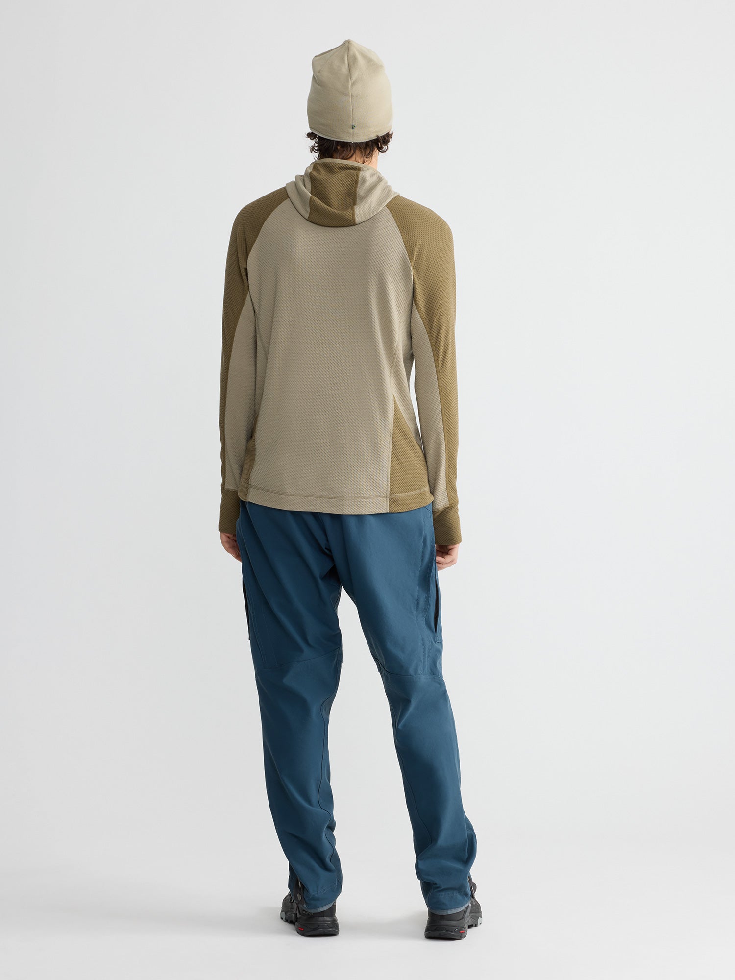 Huge Hoodie M's – Klättermusen Japan